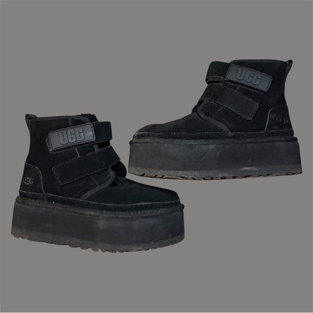 UGG Women’s Neumel Platform Chukka Boot
